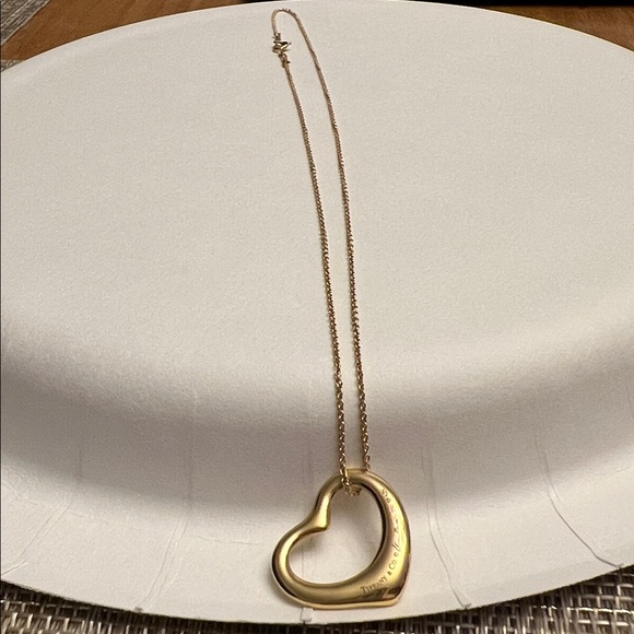 Tiffany & Co. 18k Gold Open Heart Pendant Elsa Peretti - Picture 1 of 6
